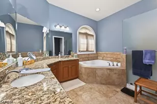 23 Schindler Ct, Franklin Township, NJ 08873 - Photo 20