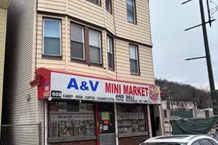 608 Main St, Paterson, NJ 07503 - Photo 2