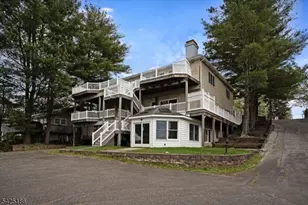 159 McGregor Ave, Mount Arlington, NJ 07856 - Photo 2