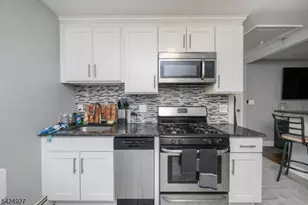 513 E Price St, Linden, NJ 07036 - Photo 22