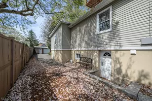 513 E Price St, Linden, NJ 07036 - Photo 38