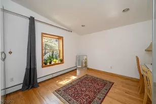 513 E Price St, Linden, NJ 07036 - Photo 12