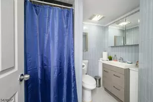 513 E Price St, Linden, NJ 07036 - Photo 26