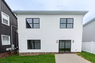 402 Rutgers Ave, Hillside, NJ 07205 - Photo 24
