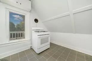 331 Main St, Chatham, NJ 07928 - Photo 8