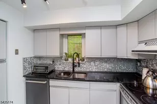 120 Swan St, Lambertville, NJ 08530 - Photo 12