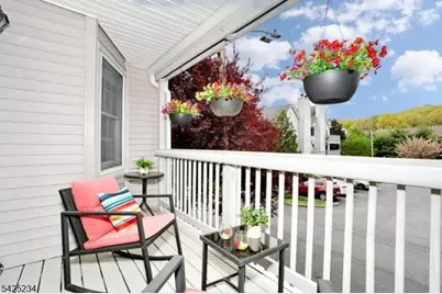 101 Quartz Ln, Paterson, NJ 07501 - Photo 24