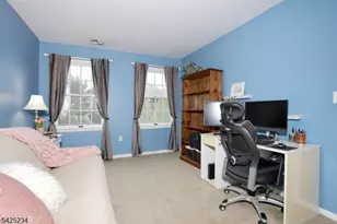 101 Quartz Ln, Paterson, NJ 07501 - Photo 20
