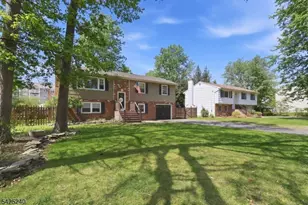 241 Woodside Ln, Bridgewater, NJ 08807 - Photo 2