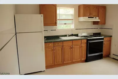 540 Joyce St, Orange, NJ 07050 - Photo 4