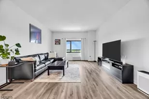 1 Carriage City Plz, Rahway, NJ 07065 - Photo 1