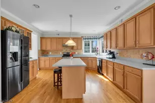 5 Emmons Ct, Bridgewater, NJ 08807 - Photo 16