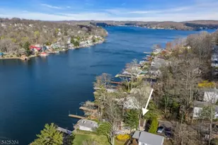 423 Lakeside Blvd, Hopatcong, NJ 07843 - Photo 4