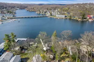 423 Lakeside Blvd, Hopatcong, NJ 07843 - Photo 50