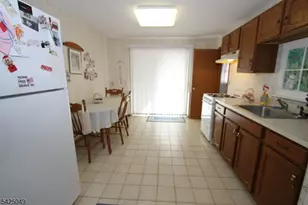 28 Taylor Ln, Woodland Park, NJ 07424 - Photo 18