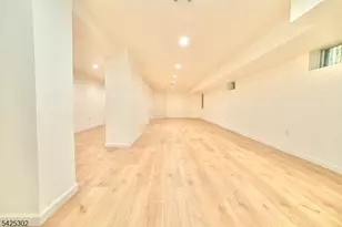 678 Highland Ave, Newark, NJ 07104 - Photo 34