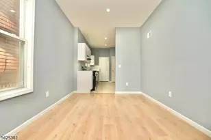 678 Highland Ave, Newark, NJ 07104 - Photo 6