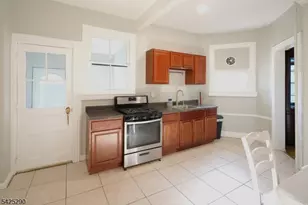 433 New England Terrace, Orange, NJ 07050 - Photo 20