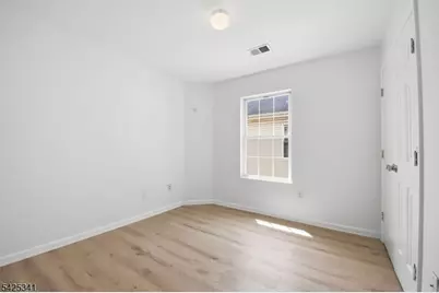 20 Wakeman Ave, Newark, NJ 07104 - Photo 18