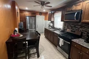 245 William St, Rahway, NJ 07065 - Photo 4