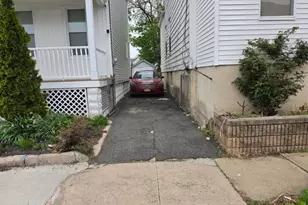 114 Melville Pl, Irvington, NJ 07111 - Photo 2