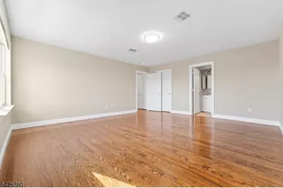 658 Market St, Paterson, NJ 07513 - Photo 4
