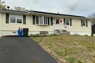 20 Nottingham Dr, Howell Township, NJ 07731 - Photo 2