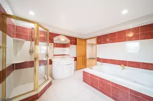 2 Millo Pl, Little Ferry, NJ 07643 - Photo 16
