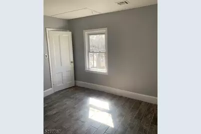 46 Park Pl #3, East Orange, NJ 07017 - Photo 2
