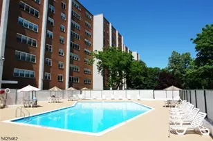 39 E 39th St, Paterson, NJ 07514 - Photo 12