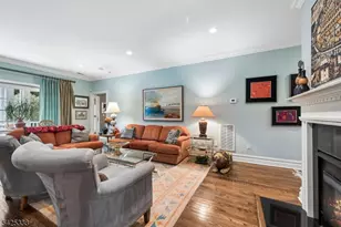 28 Schmidt Cir, Watchung, NJ 07069 - Photo 8