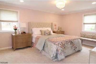 8 Alcott Dr, Livingston, NJ 07039 - Photo 14