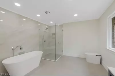 19 Amira Ln, Kinnelon, NJ 07405 - Photo 32