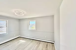 35 Fiat Ave, Woodbridge Township, NJ 08830 - Photo 22