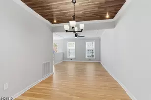87 Hampshire Dr, Mendham, NJ 07945 - Photo 14