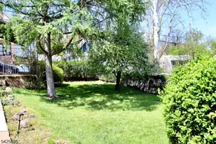 84 N 12th St, Hawthorne, NJ 07506 - Photo 14