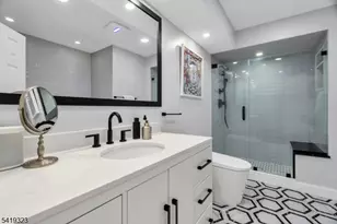 1 Rolling Hill Ct, Madison, NJ 07940 - Photo 32
