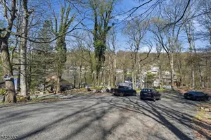 6 Oneida Ave, Hopatcong, NJ 07843 - Photo 12