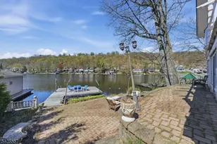 6 Oneida Ave, Hopatcong, NJ 07843 - Photo 38