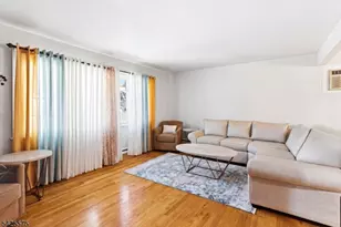 126 Franklin Terrace, Irvington, NJ 07111 - Photo 4