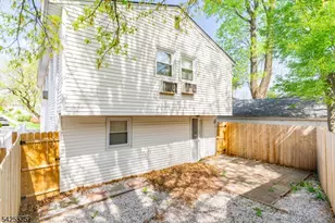 126 Franklin Terrace, Irvington, NJ 07111 - Photo 24