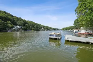 56 W River Styx Rd, Hopatcong, NJ 07843 - Photo 24