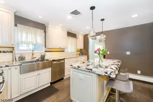 36 Ella St, Bloomingdale, NJ 07403 - Photo 4