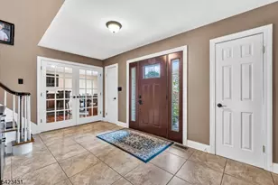 19 Daniel Dr, Hillsborough Township, NJ 08844 - Photo 4