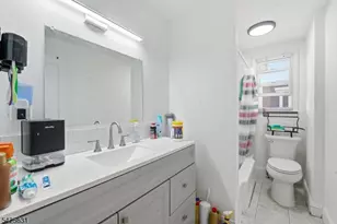 60 Westervelt Pl, Lodi, NJ 07644 - Photo 20