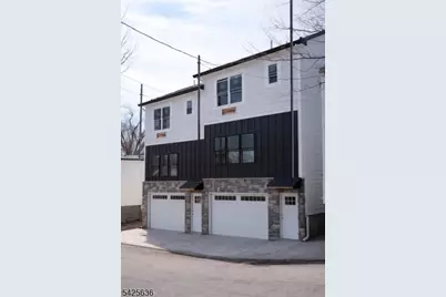 35 Garfield Ave, Paterson, NJ 07522 - Photo 1