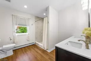38 Falcon Dr, Mount Olive, NJ 07828 - Photo 16