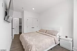 9 Minerva St, Jersey City, NJ 07304 - Photo 18