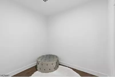 9 Minerva St #2, Jersey City, NJ 07304 - Photo 14