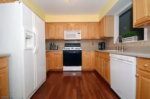 32 Peterson Rd, Hillsborough Township, NJ 08844 - Photo 10